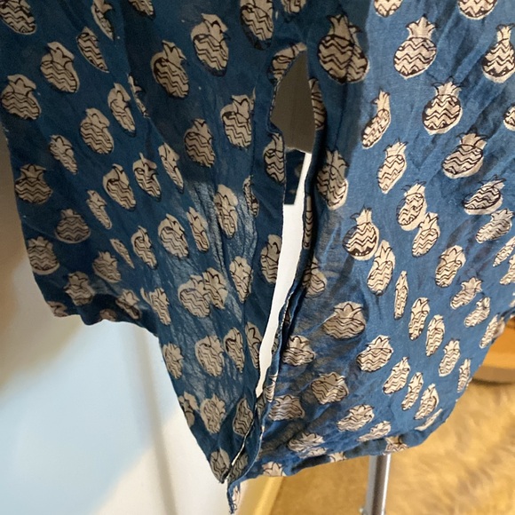 Good Earth Sustain blouse - Picture 11 of 11